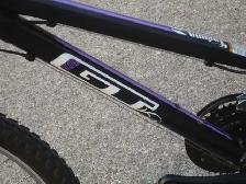 LIKE NEW SMALL FEMALES LIGHT 24' GT LAGUNA 21 SPD   SUSPENSION! - Photo 5