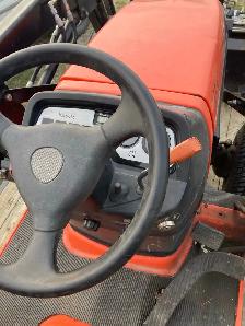 yard Tractor - Photo 3
