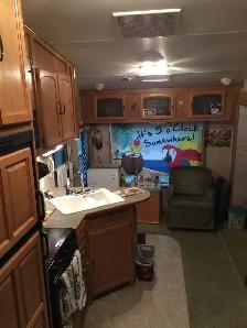 2006 Prowler 5th Wheel - Photo 7
