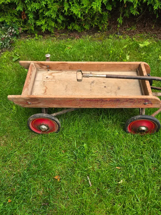 ANCIENNE BROUETTE CHARIOT CCM BOIS