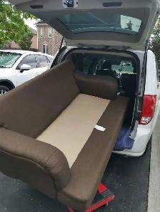 DELIVERY MOVING FURNITURE PICK UP DROP OFF 647-761-0675