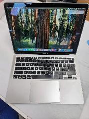 MackBook Air 2020Core i58gb Ram121gb ssdIos 15