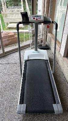 treadmill, works great - Photo 2