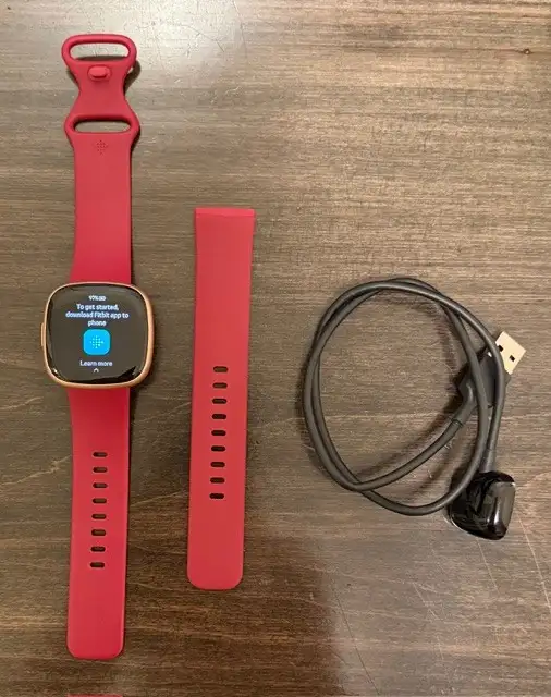 FIT BIT VERSA 4