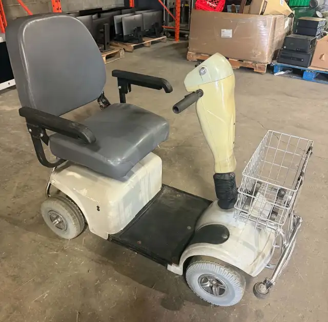 Shoprider    Mobility   Scooters  no Keys no  Charger  AS-IS