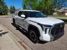 2023 Toyota Tundra SR5 Crewmax - Photo 3