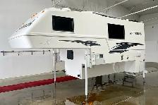 2023 Northern Lite Camper 10-2EXSE Wet Bath – 4-Season Camper. - Photo 5