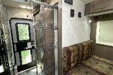 2023 Northern Lite Camper 10-2EXSE Wet Bath – 4-Season Camper. - Photo 19