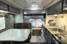 2023 Northern Lite Camper 10-2EXSE Wet Bath – 4-Season Camper. - Photo 21