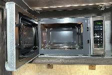 2023 Northern Lite Camper 10-2EXSE Wet Bath – 4-Season Camper. - Photo 30