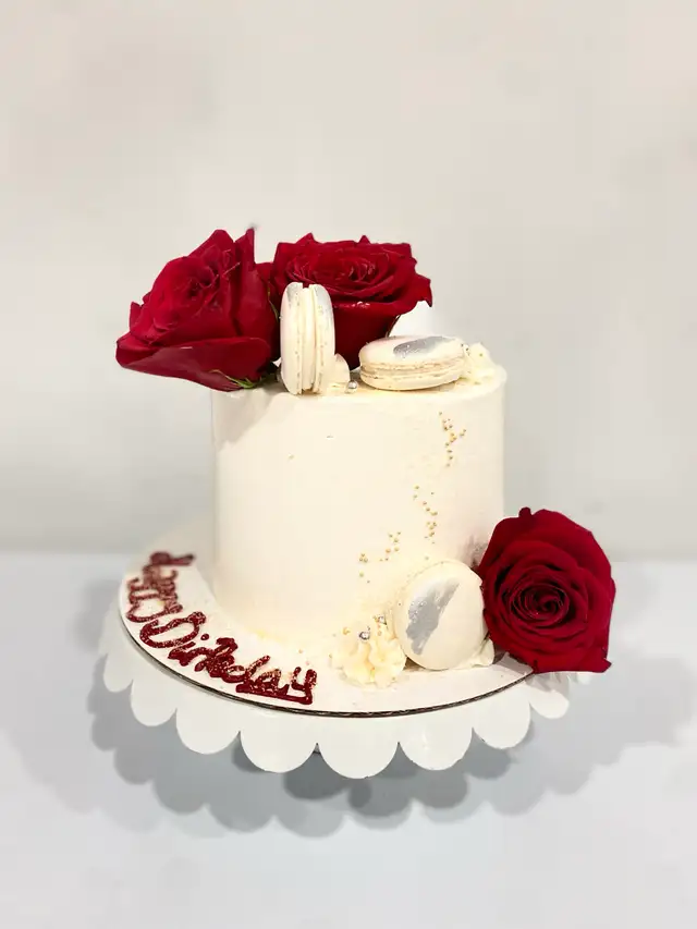 red roses cake ,  velvet cake Milton delivery Halton