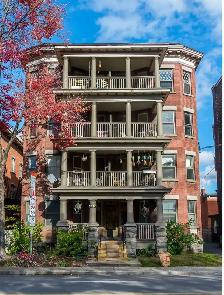 3 Bedroom Apartment on Elgin Street – Available September 1st! |