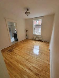 3 Bedroom Apartment on Elgin Street – Available September 1st! | - Photo 3