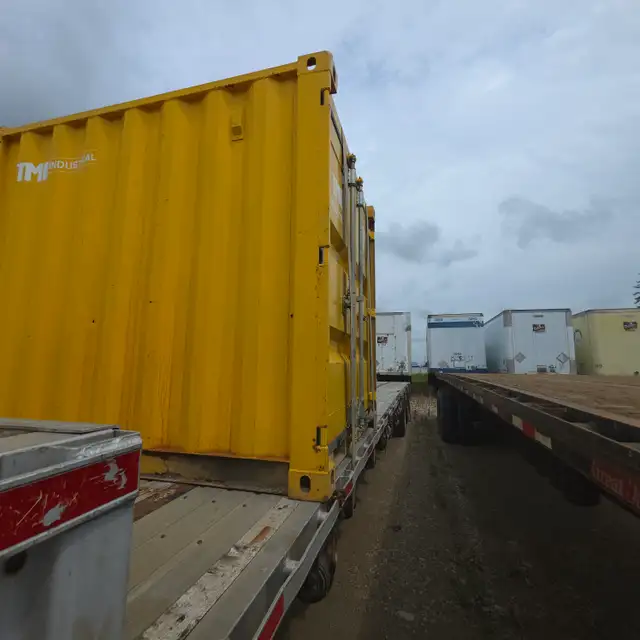 8' Storage Container