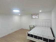 $580utility and parking included  Oshawa 3minuts to 401 & GO