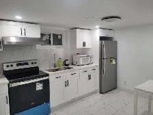 $580utility and parking included  Oshawa 3minuts to 401 & GO - Photo 2