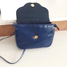 BEAU SAC À MAIN NEUF FEMME, CUIR BLEU, 7'HAUTx9.5'LARGE: $10.00 - Photo 2
