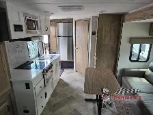 2023 Palomino SolAire Ultra Lite 208SS - Photo 17