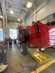 Winch Tractor Operator and swampers - Photo 3