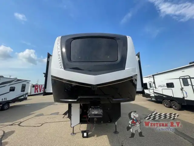 2024 Heartland Big Country 3905FL