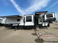 2024 Heartland Big Country 3905FL - Photo 8