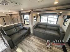 2024 Heartland Big Country 3905FL - Photo 16