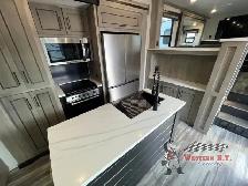 2024 Heartland Big Country 3905FL - Photo 20