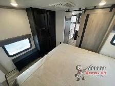 2024 Heartland Big Country 3905FL - Photo 22