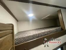 2021 Keystone RV Fuzion 424 - Photo 19
