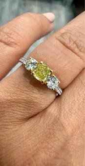 14karat Past Present Future Natural Yellow Diamond