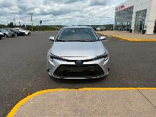 2025 Toyota Corolla LE AWD Hybrid Like New. Ready for the Road. - Photo 8