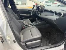 2025 Toyota Corolla LE AWD Hybrid Like New. Ready for the Road. - Photo 10