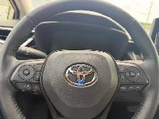 2025 Toyota Corolla LE AWD Hybrid Like New. Ready for the Road. - Photo 16