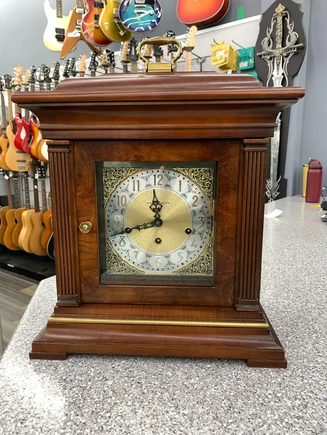 Howard Miller 612-436 Mantel Clock