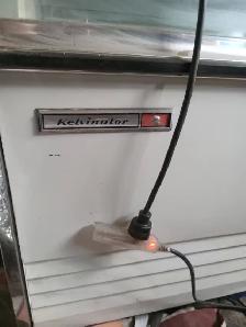 Used Kelvinator Commercial Ice Cream Cooler - Photo 4