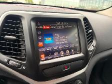 2016 Jeep Cherokee Trailhawk / 4x4 / Sièges chauffants Caméra de - Photo 11