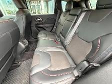 2016 Jeep Cherokee Trailhawk / 4x4 / Sièges chauffants Caméra de - Photo 16