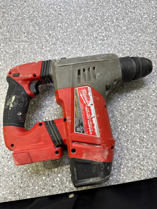 Milwaukee 2715 18V Fuel B/1-1/8’ SDS  Rotary Hammer