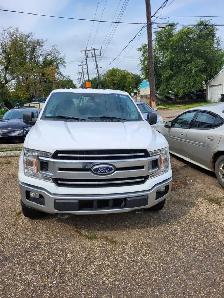 2020 Ford F150 XLT 4x4. - Photo 2