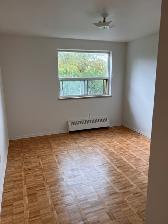 Spacious Ground Level 1 bed 1 bath Apartment, Stouffville, ON - Photo 5
