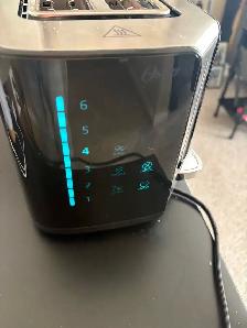 Oster 2-Slice Toaster - Photo 2
