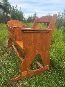 WOOD CRADLE, ROCKING, HAND-MADE - Photo 2