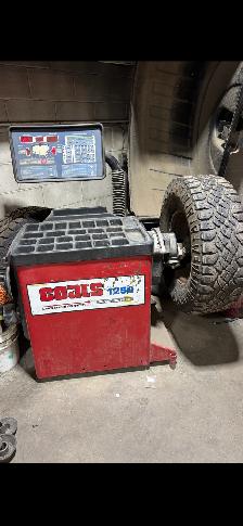 TIRE BALANCER