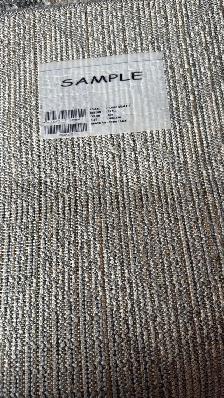 area rug - Photo 2