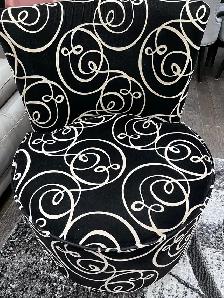 accent swivel round chairs set of 2 - Photo 2