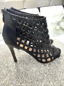 Beautiful Sparkly Caged shoes!
