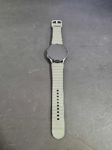Samsung Galaxy Watch 7 With Charger