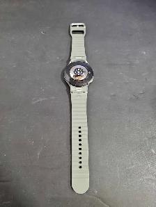 Samsung Galaxy Watch 7 With Charger - Photo 3