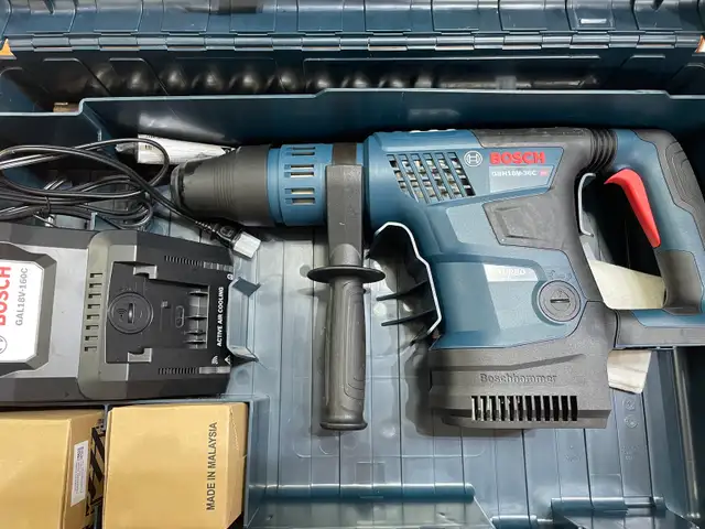 Bosch Rotary Hammer GBH18V-36C Kit With Case