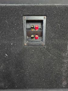 AS-IS KENWOOD (2) 10' SUBWOOFER W/BOX - Photo 4